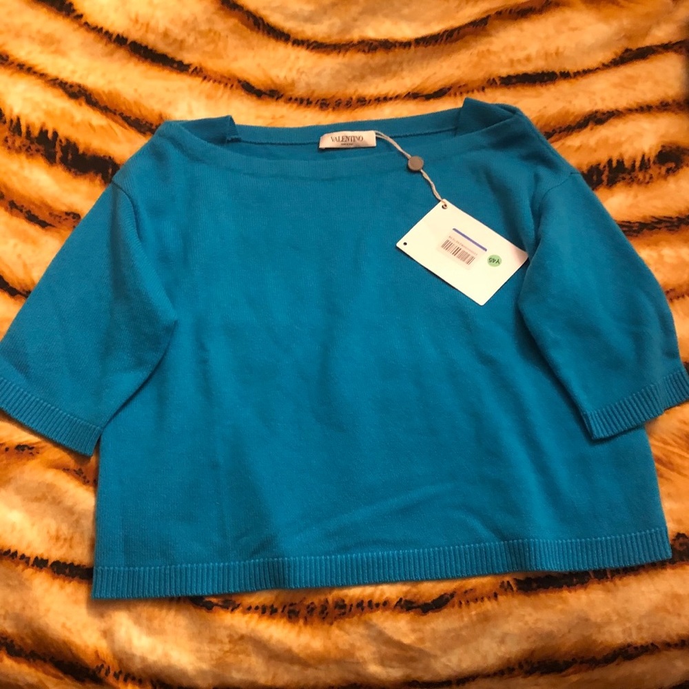 Valentino  100% cashmere sweater ! Brand new ! Never worn ! Made in Italy !